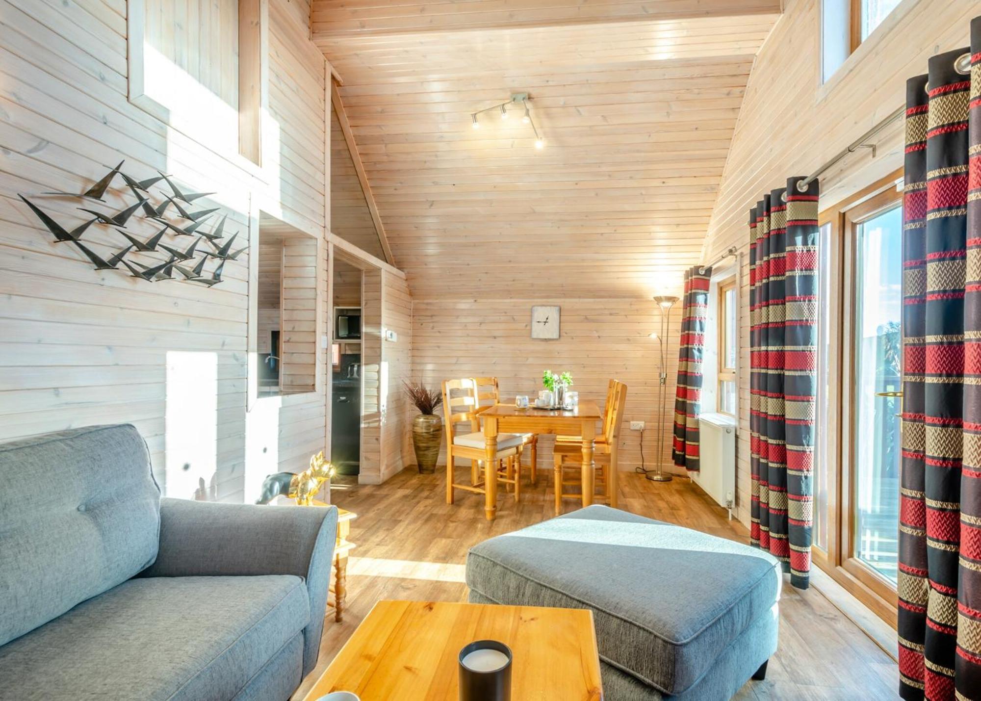 Nunland Hillside Lodges Holywood  Exterior photo